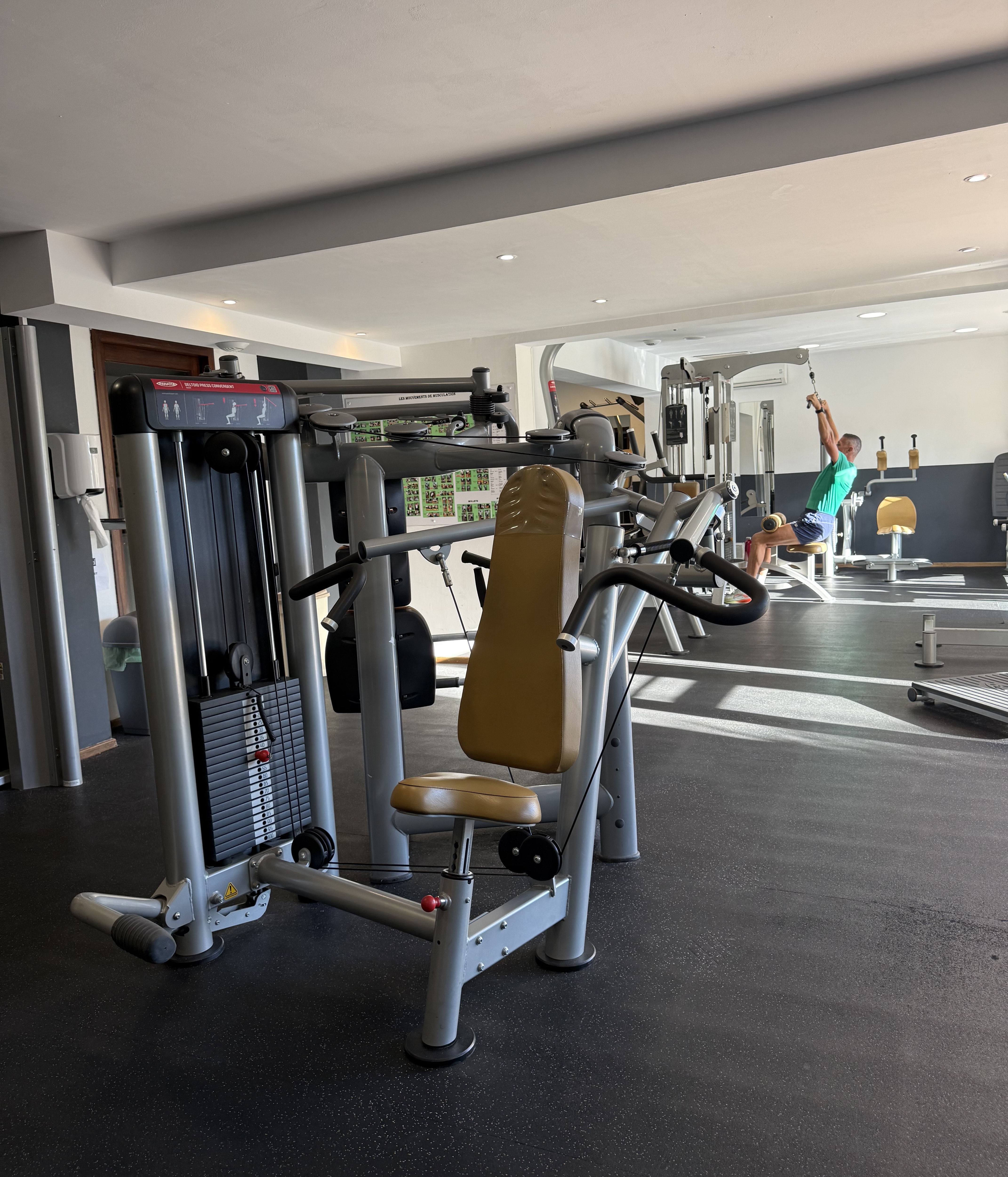 espace-cardio-musculation-acquavital-fitness-calvi